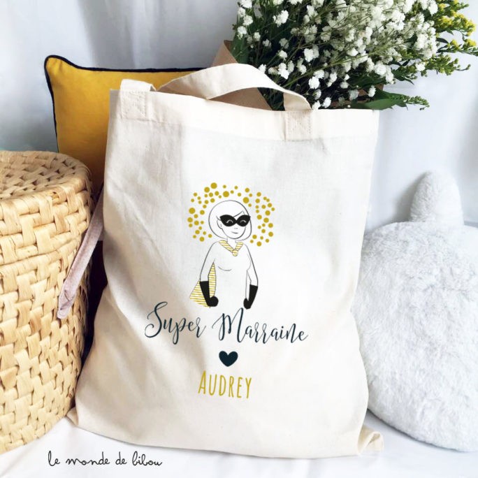 cadeaux marraine, tote bag super héros personnalisable
