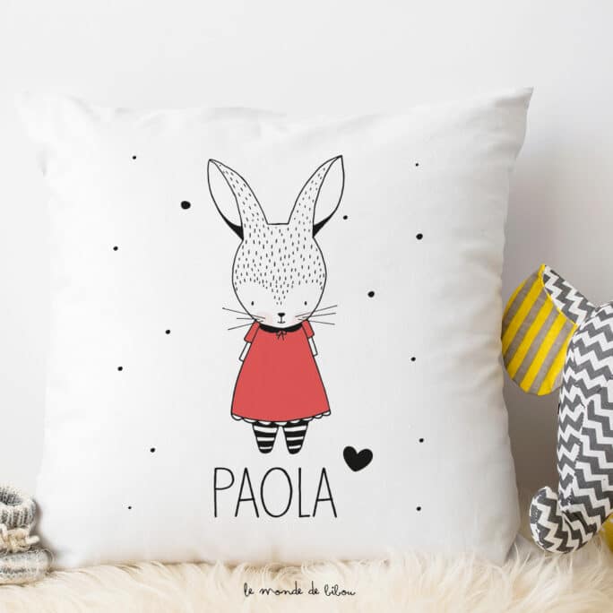 Coussin personnalisé Petit lapin fille