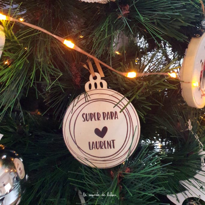 Célébrez-noël-avec-des-cadeaux-personnalisés-à-moins-de-10-euros