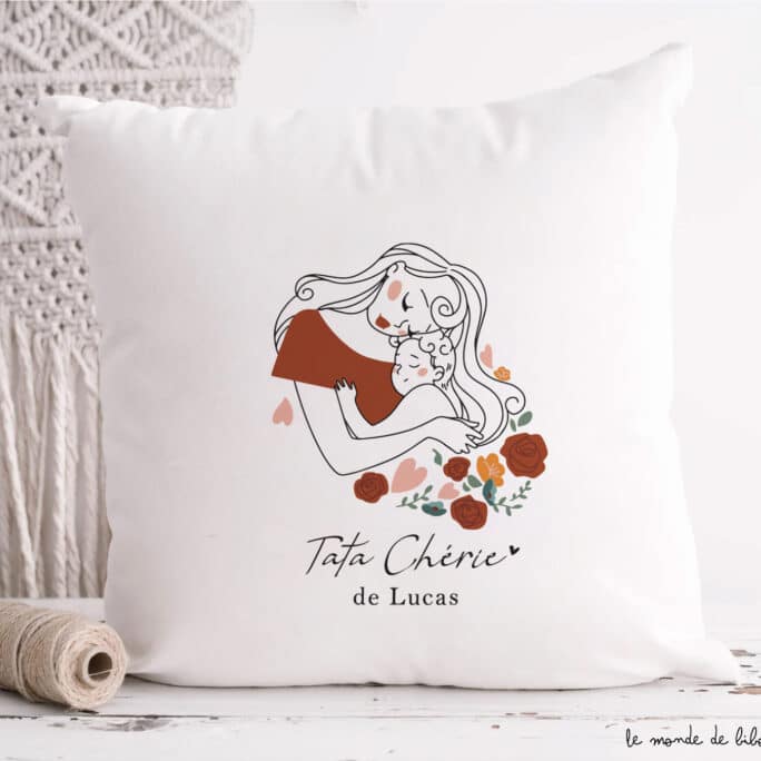 Coussin personnalisé Tata chérie