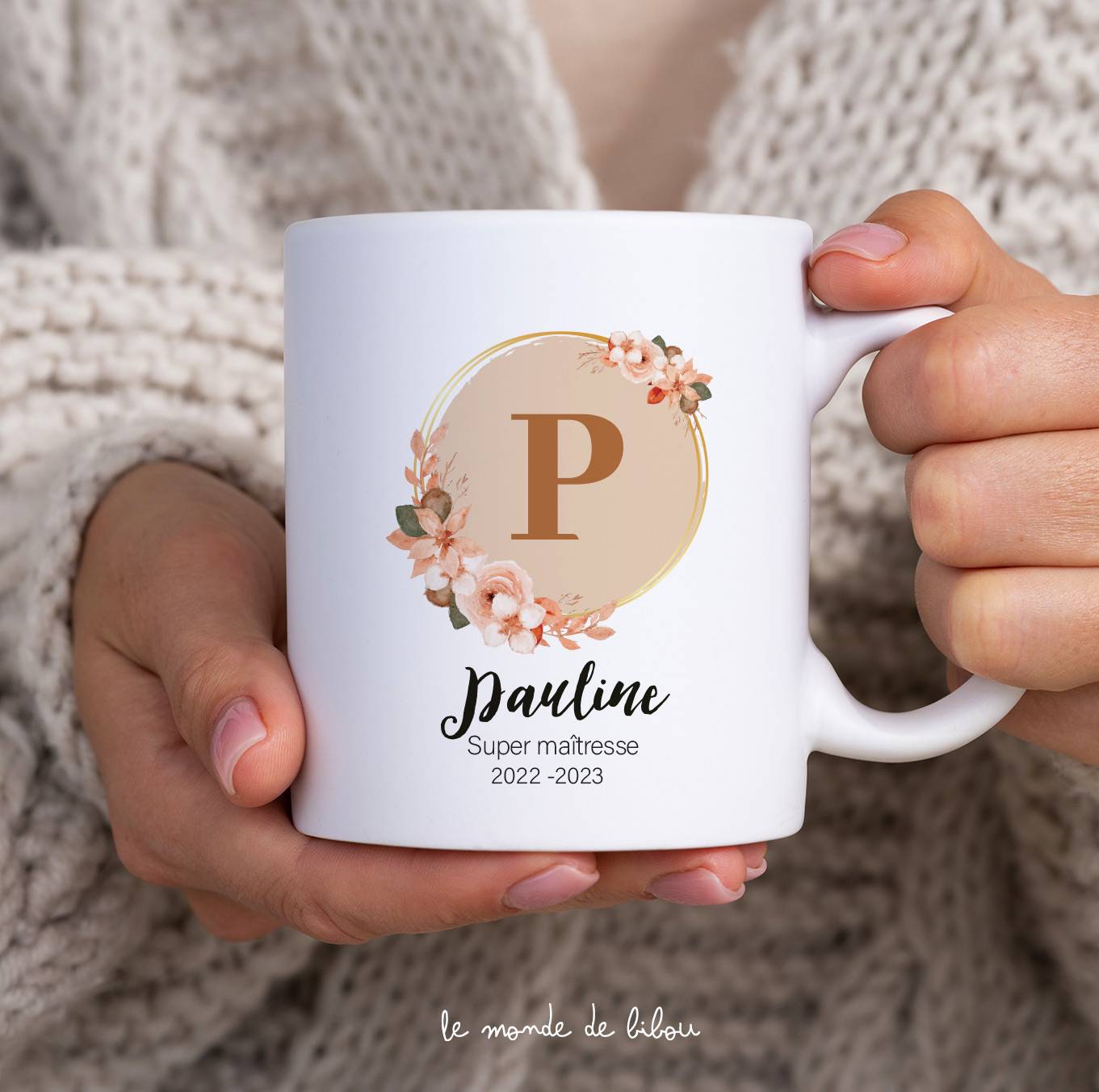 Mug personnalisé Initiale couronne de fleurs