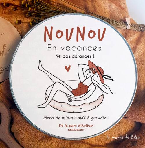 Boîte à biscuits Nounou en vacances