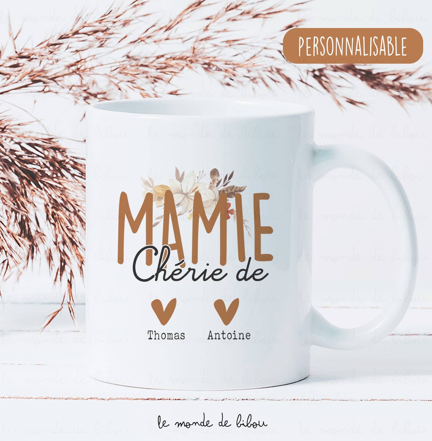 Mug personnalisé Mamie chérie cœurs